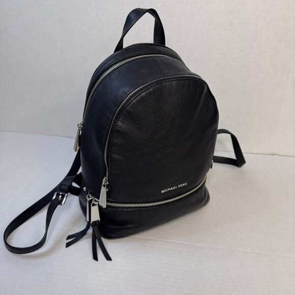Michael Kors Rhea Medium Black Leather Backpack EUC - Picture 2 of 16